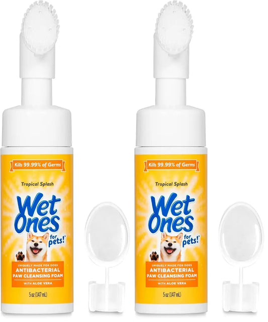 Wet Ones Antibacterial Dog Paw Cleaner with Built-In Brush – Foaming No-Rinse Formula