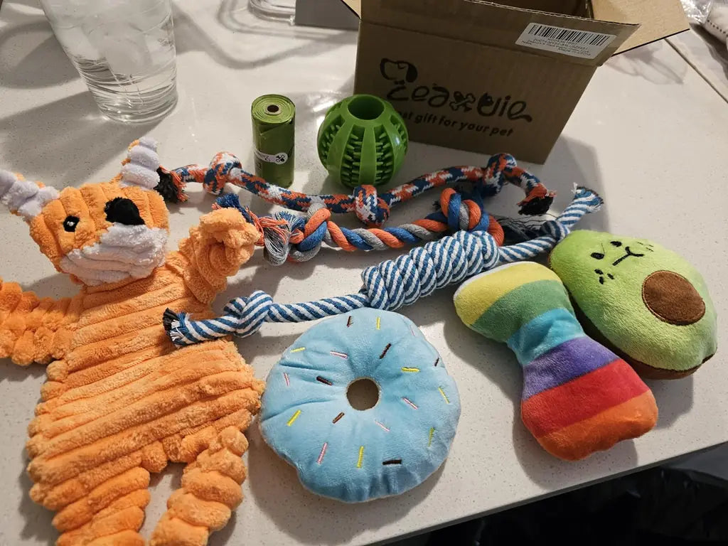 Zeaxuie Luxury Puppy Toys for Teething Small Dogs – Squeaky, Rope & Treat Ball Set