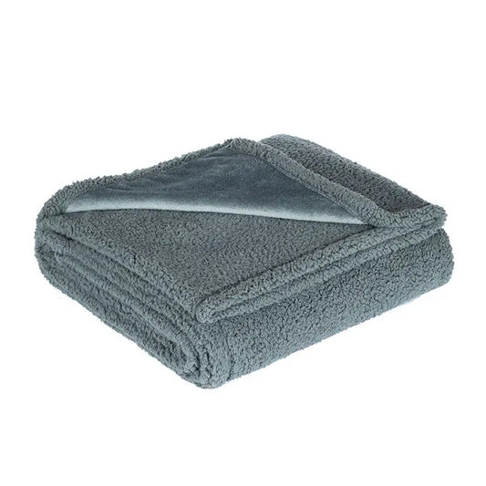 Waterproof & Urine-Proof Pet Blanket – Thick Flannel Comfort Mat