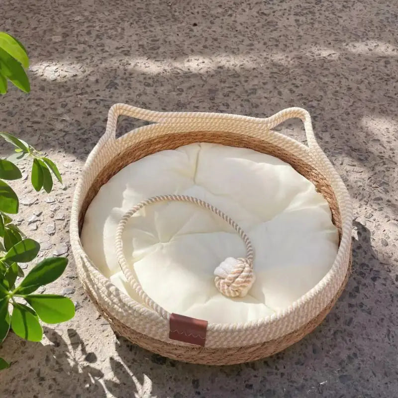 Natural Weave Cat Bed - Breathable & Cozy Pet Cushion