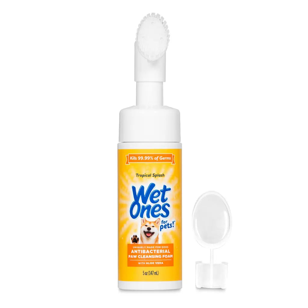 Wet Ones Antibacterial Dog Paw Cleaner with Built-In Brush – Foaming No-Rinse Formula